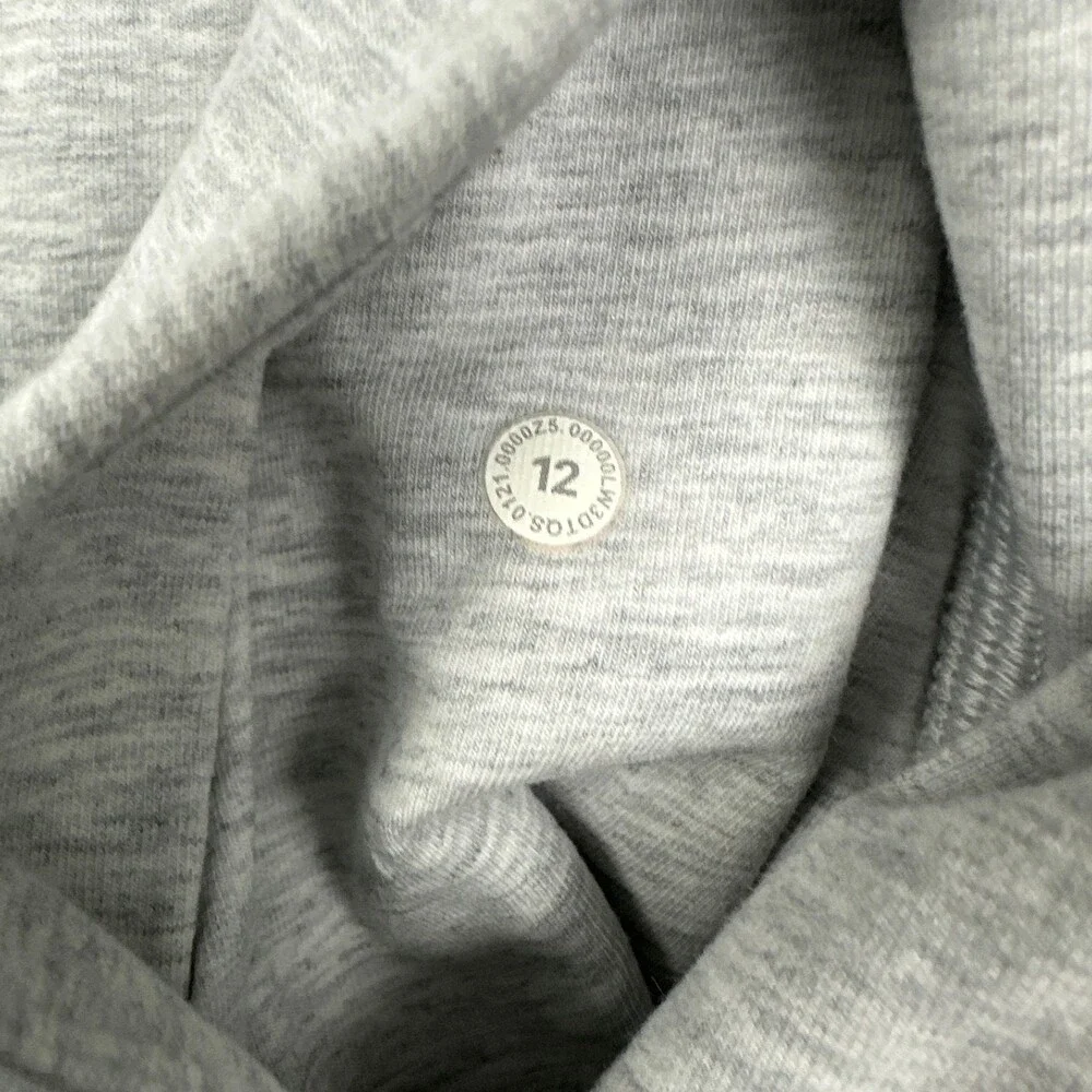 Lululemon Sweatshirt Women 12 Core Light Gray Scuba Crew Pullover Sweater Pocket